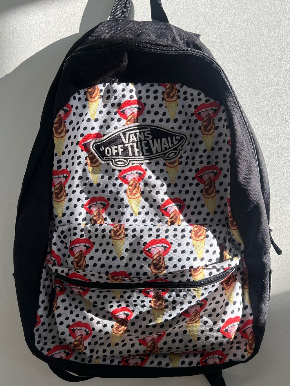 🏁VANS x KENDRA DANDY Backpack 
🎒 standard size